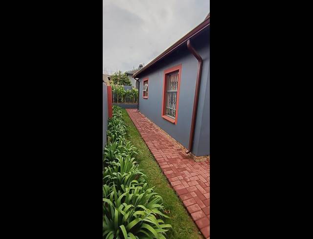 2 BEDROOM HOUSE FOR SALE IN RIVERSIDE VIEW EXT 35
